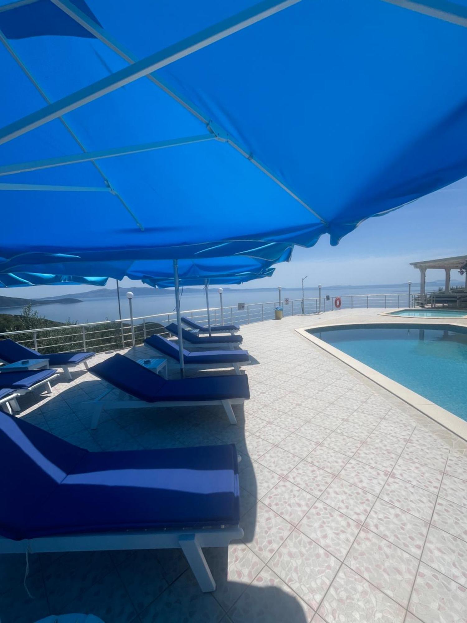 Hotel Vila Kafe Лукове Экстерьер фото